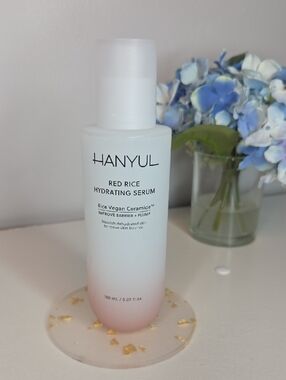 HANYUL Red Rice Hydrating Serum with Vegan Ceramide | Korean Skincare